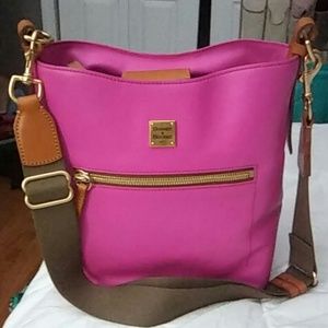 Dooney and bourke satchel purse genuine leather